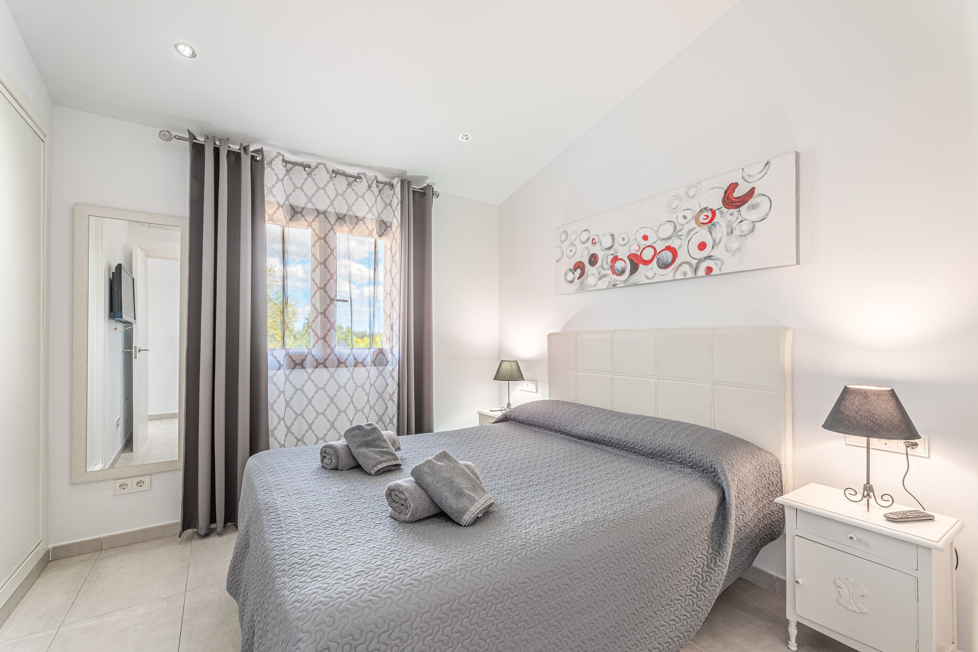 2 sovrum, strykjärn/strykbräda, gratis wi-fi och sängkläder