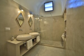 Haartrockner, Handtücher