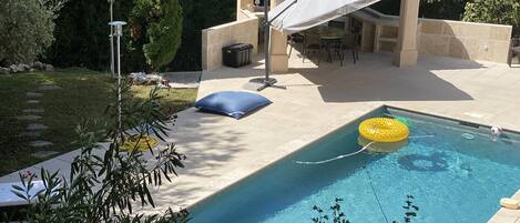 Piscine extérieure, piscine chauffée