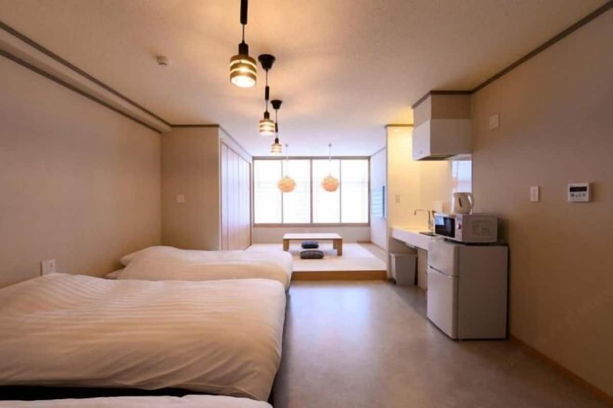 Escrivaninha, Wi-Fi de cortesia, roupa de cama
