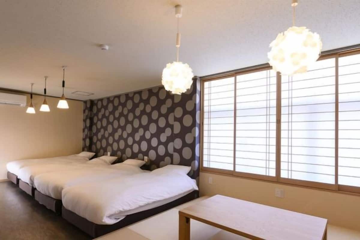 Escrivaninha, Wi-Fi de cortesia, roupa de cama