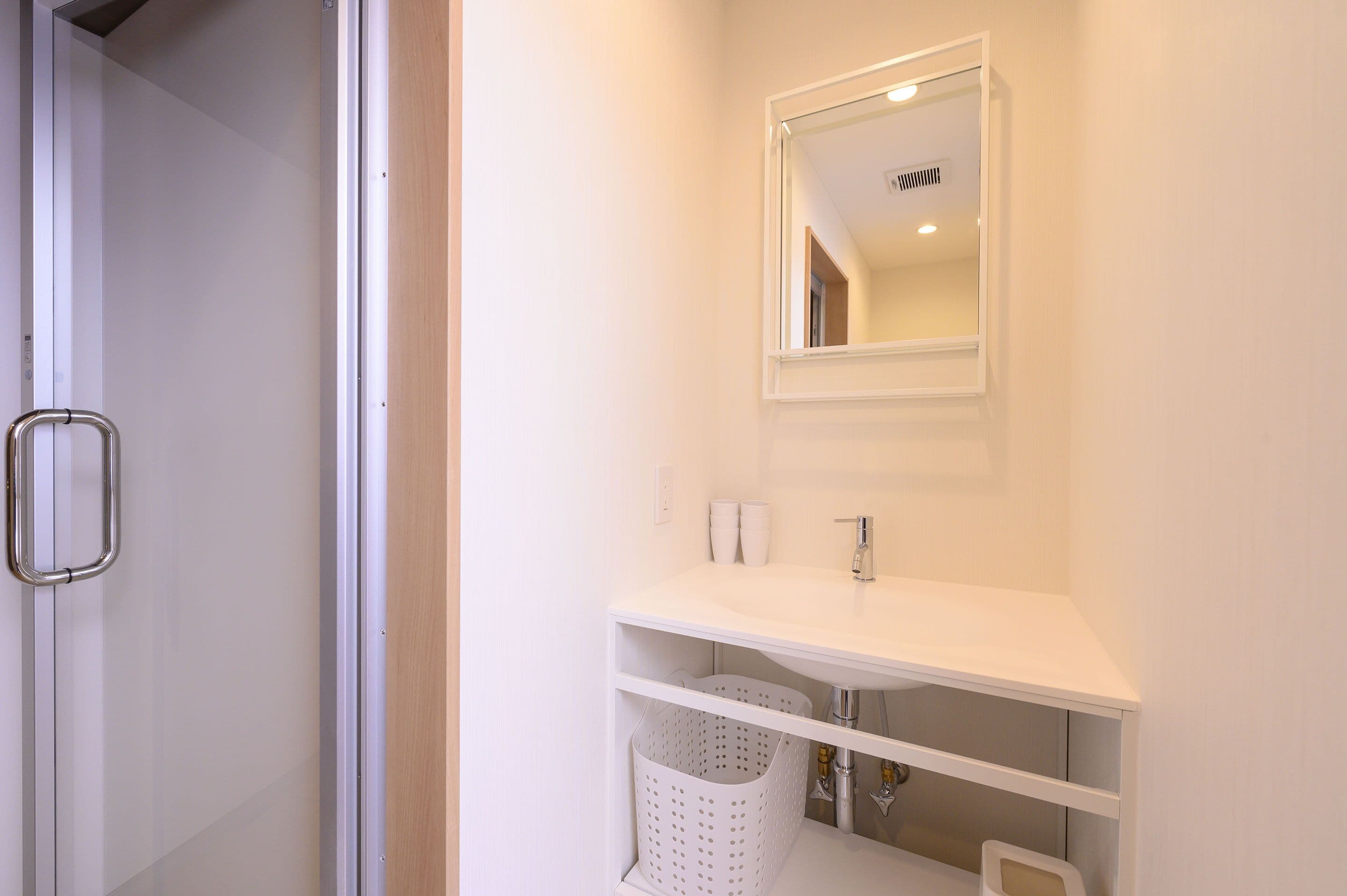 客房 (A) | 浴室 | 免費梳洗用品、風筒、拖鞋、智能廁板座廁