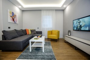 Caja de seguridad en la habitación y decoración personalizada 