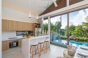 Luxury Villa With Bathtub | Private kitchen | Full-size fridge, microwave, oven, dishwasher