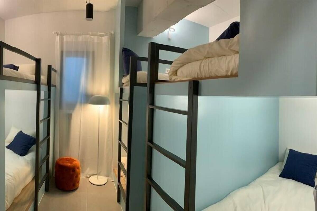 Shared Dormitory, Men only (G5) | Free WiFi, bed sheets