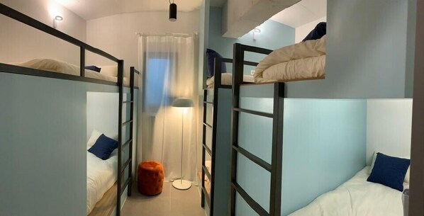 Shared Dormitory, Men only (G5)