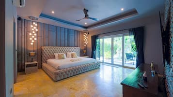 6 bedrooms