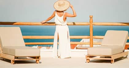 Pilos Suites