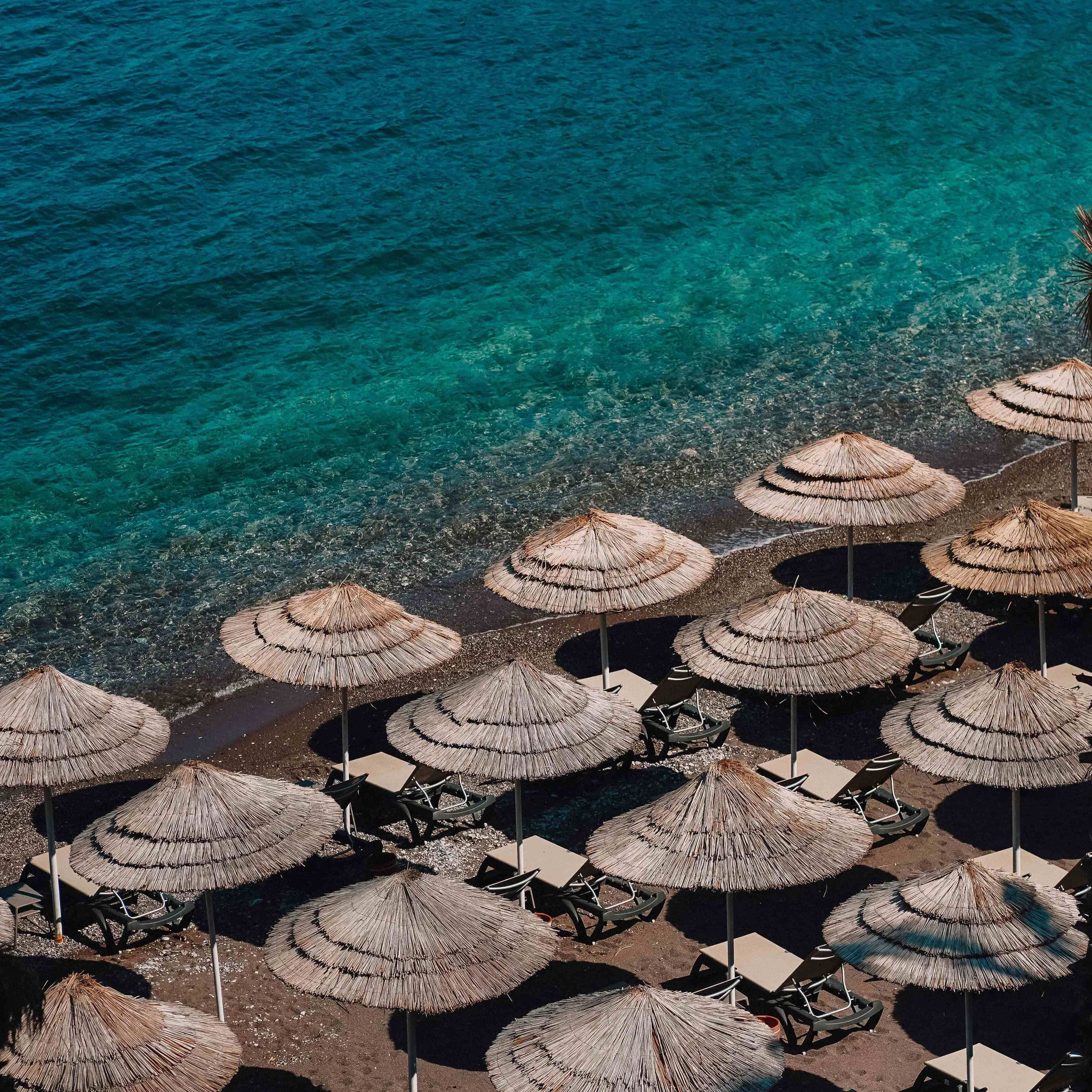 private beach nearby, free beach shuttle, sun-loungers, beach umbrellas