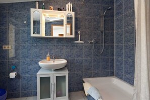 Luokittelematon kuva, 2 kautta 13, painike