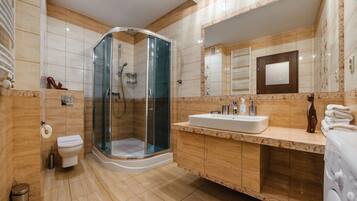 Departamento (22) | Baño | Regadera, secadora de cabello, toallas