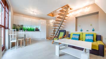 Apartment (27) | Living room | TV