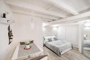 1 habitación y caja de seguridad en la habitación 
