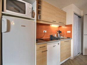 Kühlschrank, Geschirrspüler