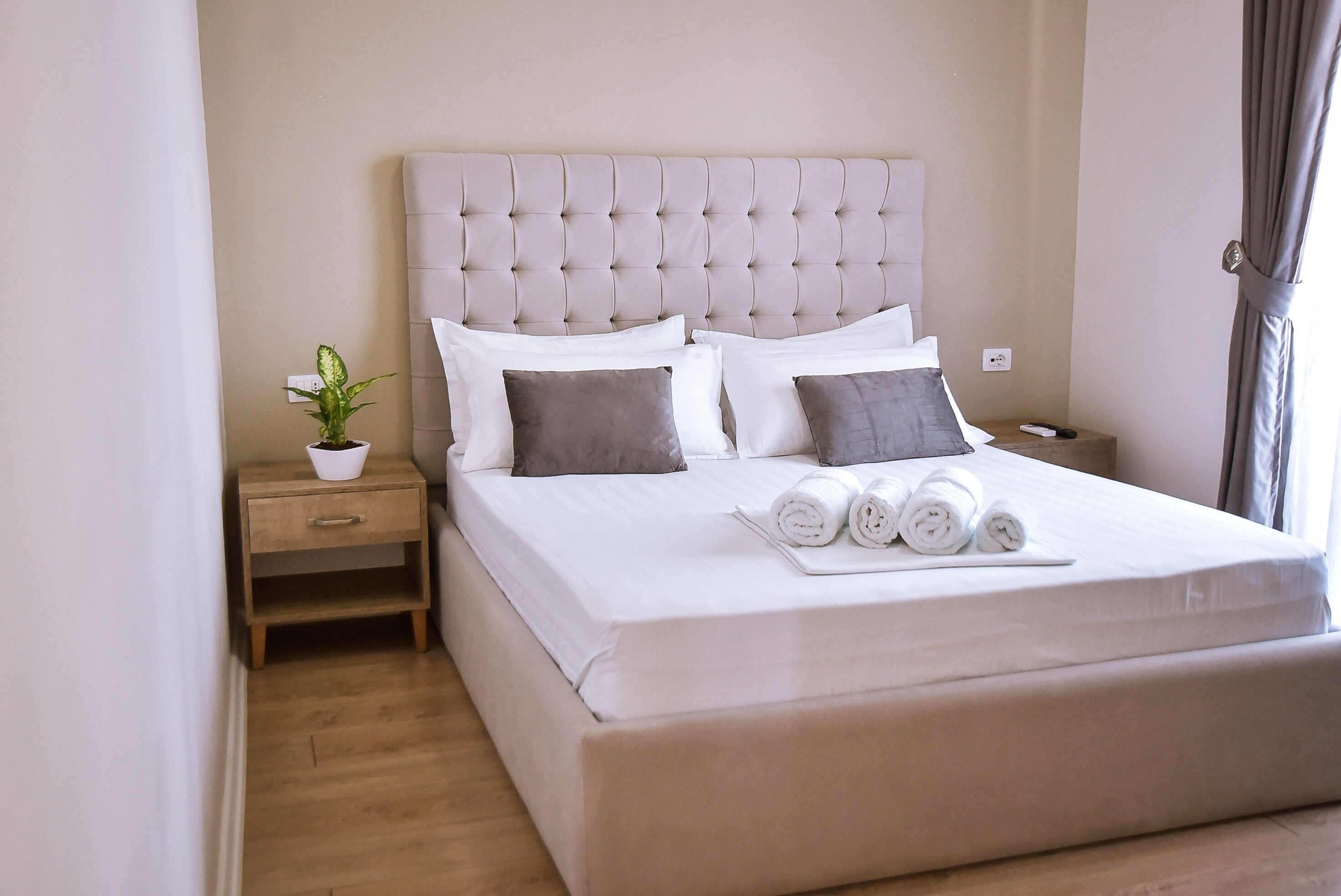 standard double room | 1 bedroom, desk, free wifi, bed sheets
