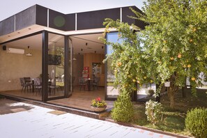 Exterior - Airport Garden Hotel (Nikël)