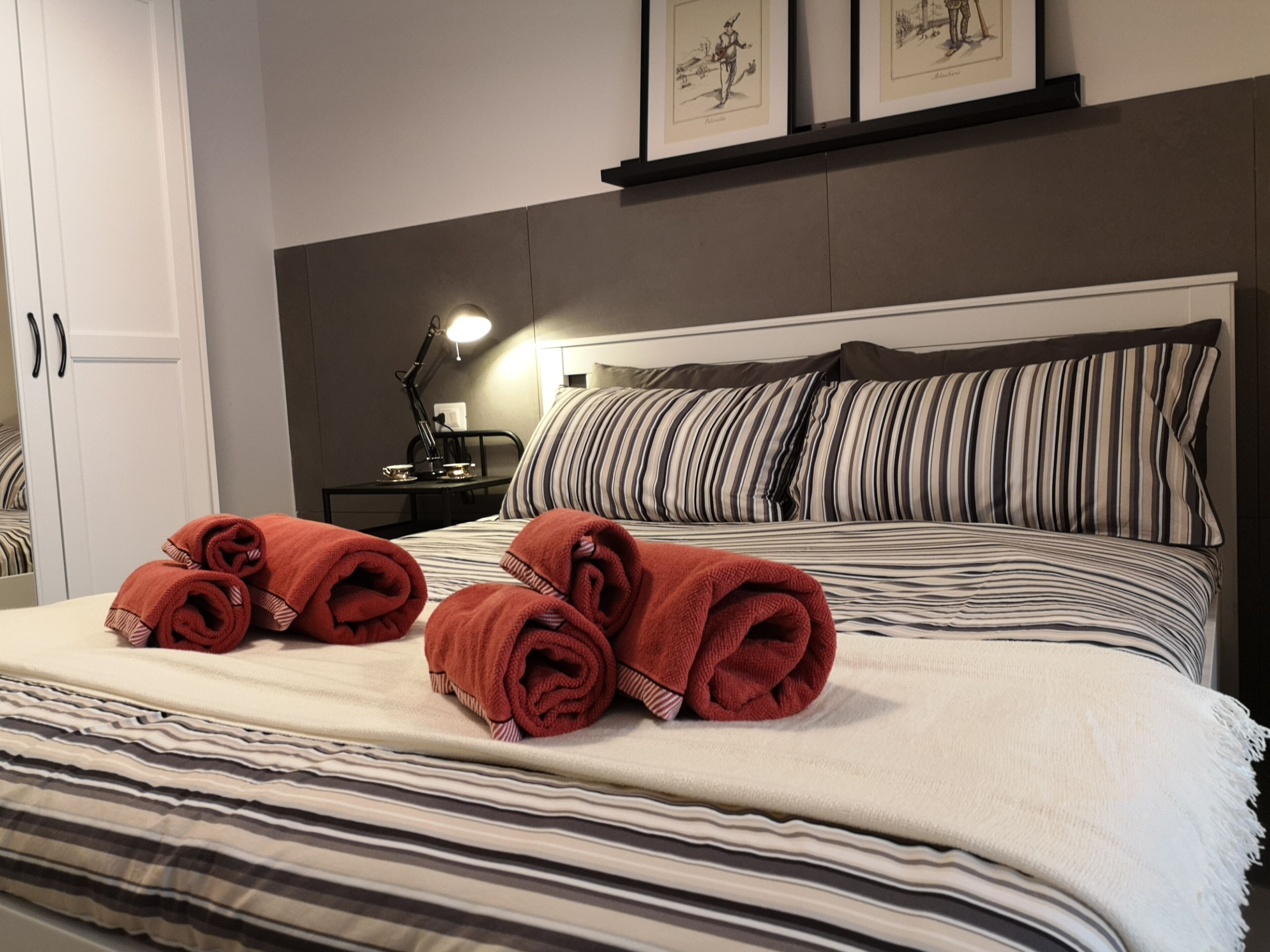 1 bedroom, iron/ironing board, WiFi (free), bed sheets