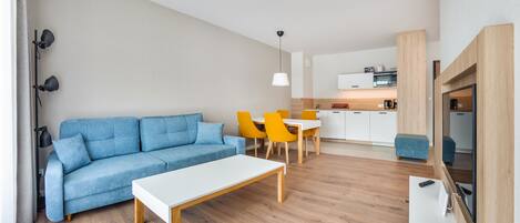 Apartment (110 - Nowomyśliwska 3) | 1 bedroom, laptop workspace, free WiFi, bed sheets