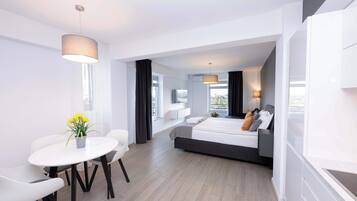 Bügeleisen/Bügelbrett, WLAN, Bettwäsche