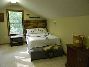 2 bedrooms, iron/ironing board, bed sheets - River cabin (Odum)