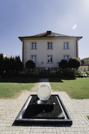 Courtyard view - Hotel Libero (Milicz)