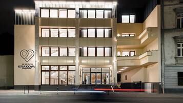 Fasade – kveld/natt