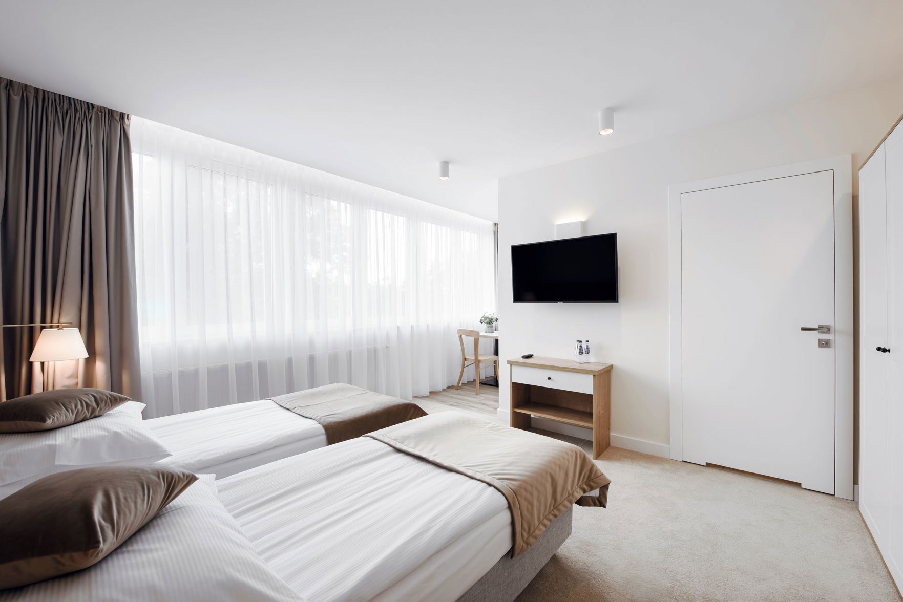 Blackout curtains, soundproofing, iron/ironing board, free WiFi
