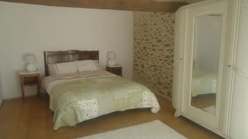 5 bedrooms, WiFi