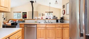 Perfect Family Home in Driggs 15 minutes to Grand Targhee - Hot Tub