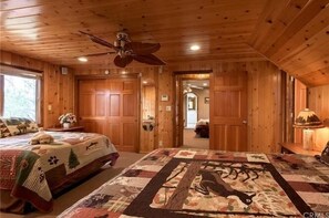 4 chambres, bureau, Wi-Fi gratuit, draps fournis