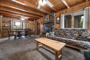 Téléviseur connecté, foyer