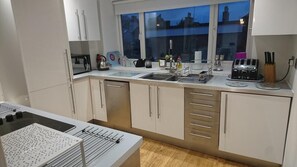 Cottage | Private kitchen - Conwy View Cottage (Conwy)