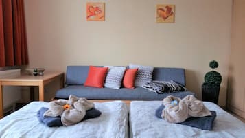 1 quarto, escrivaninha, berço de viagem, Wi-Fi de cortesia