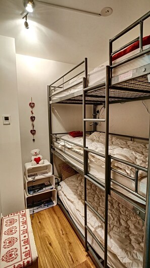 1 quarto