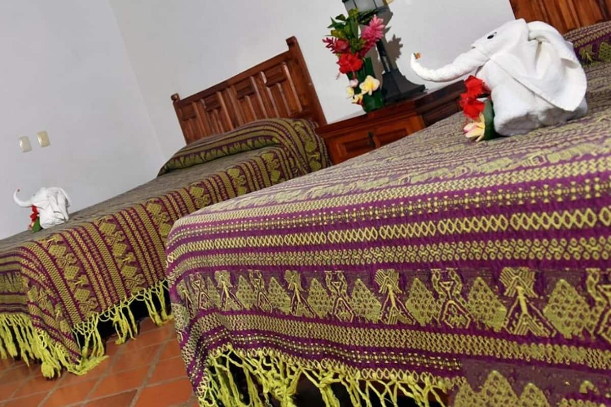Individually decorated, bed sheets