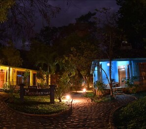 Courtyard - Desarollo Ecoturistico Kolem Jaa (Tacotalpa)