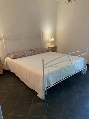 3 bedrooms, desk, iron/ironing board, WiFi - Villa Franca Nature Holidays (Rezzo)