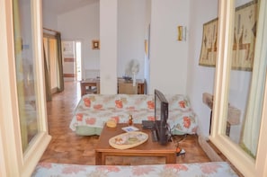 Villa, 2 Schlafzimmer | Wohnbereich
