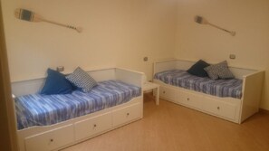 2 bedrooms