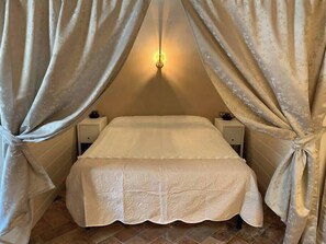 Fer et planche à repasser