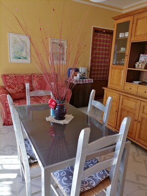 Dining - Panoramic Appartment (Cuglieri)