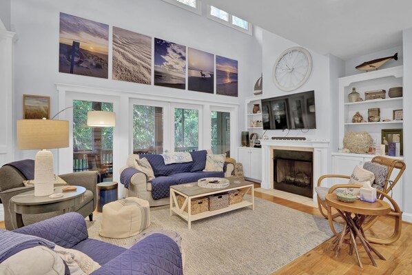 Älytelevisio, kirjoja, stereot