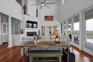 TV, fireplace, books, stereo