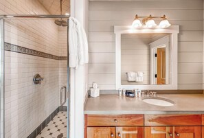 Hair dryer, towels - Great views of the Atlantic Ocean, high on dune, close to beach access, BHI (Bald Head Island)