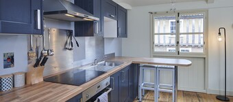 Stylish 2 Bedroom Apartment Close to City Centre