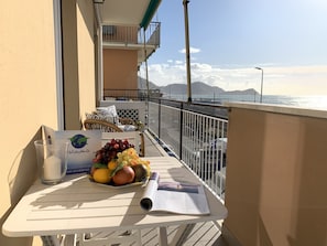 Apartment, 2 Schlafzimmer | Balkon