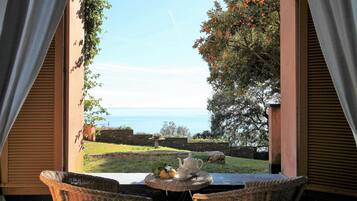 Casa, 2 camere da letto | Pasti in camera