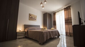 3 camere, ferro/asse da stiro, Wi-Fi