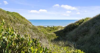 Himatangi Kiwi Bach - Himatangi Beach Holiday Home
