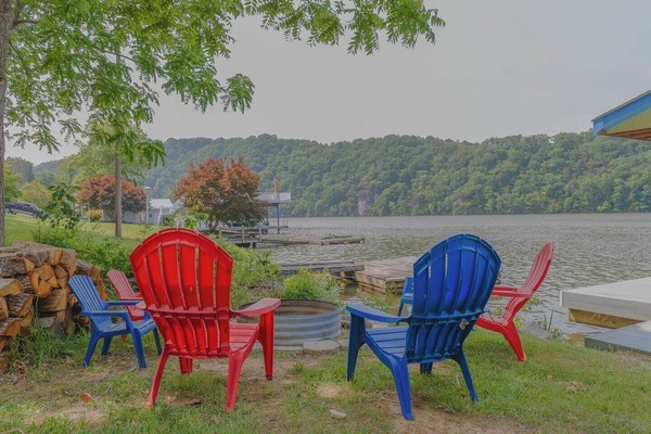 Seating area overlooking Claytor Lake.